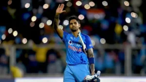 Varun Aaron Suggests Optimal Batting Spot for Suryakumar Yadav