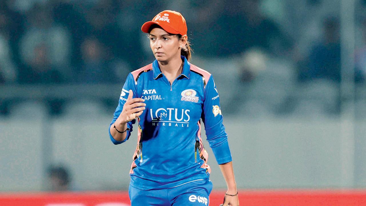 Harmanpreet Kaur Reflects on MI’s Setback Against Gujarat Giants