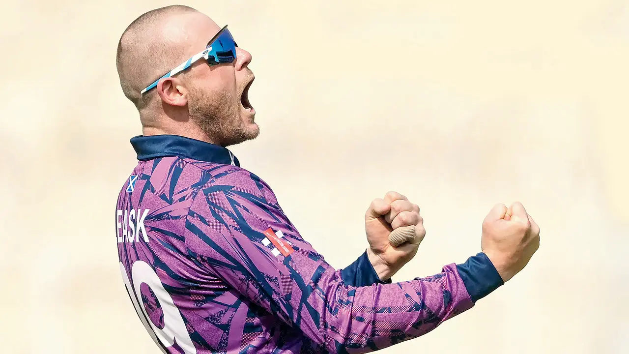 Michael Leask Shines as Scotland Dominates Italy in T20 Clash