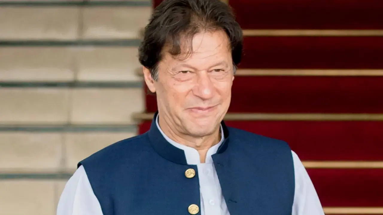 Gavaskar and Dev Lead 12 Captains in Call for Imran’s Justice