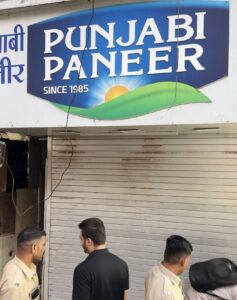 Senior Citizen Alleges Food Safety Lapses at Punjabi Paneer in Veena Nagar, Mulund; Seeks Action from BMC and Authorities
